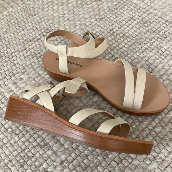 Lucky Brand Sandals - Picture 1 of 1